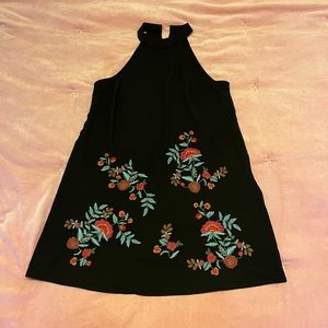 M Embroidered mini black dress